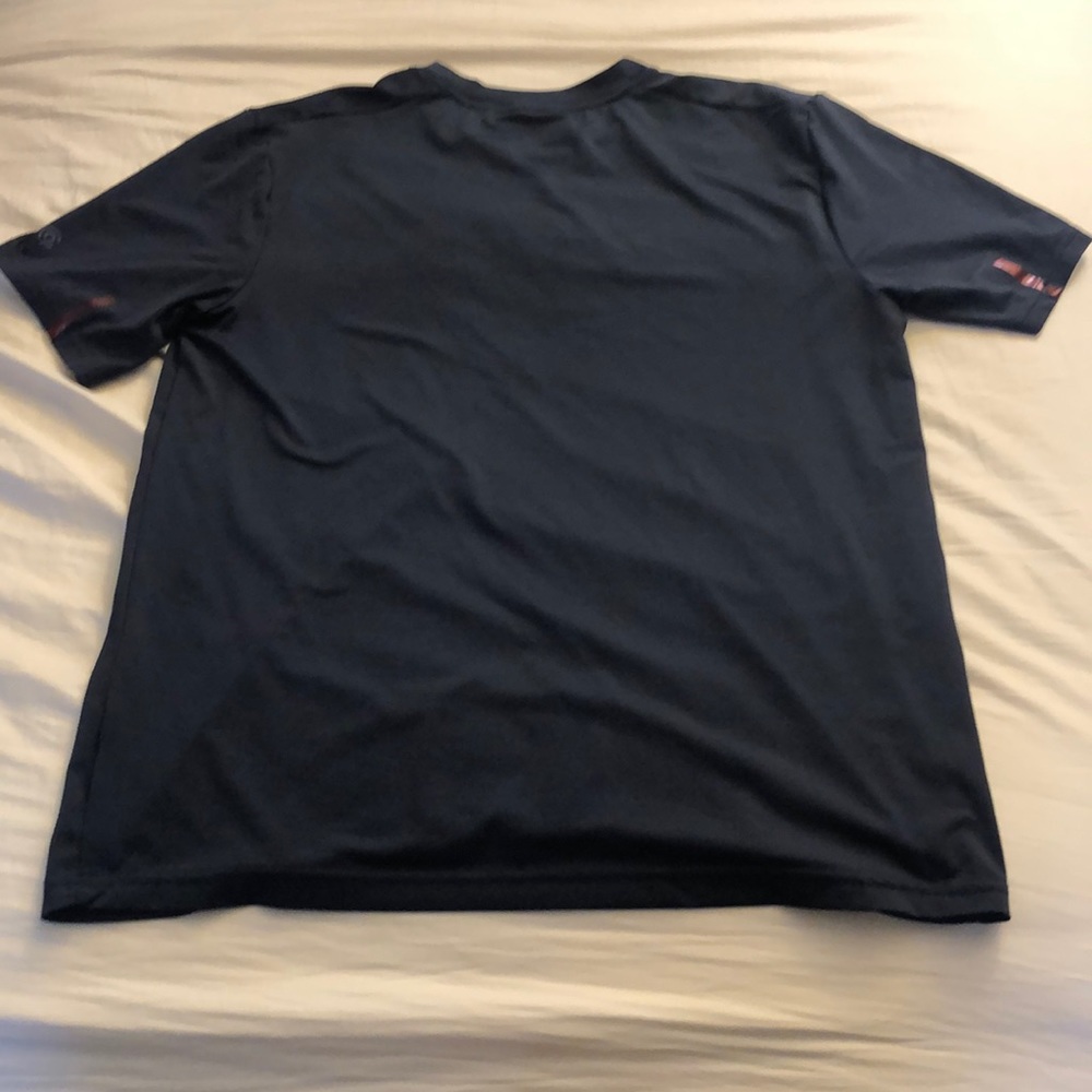 T-shirt - Picture 3 of 3